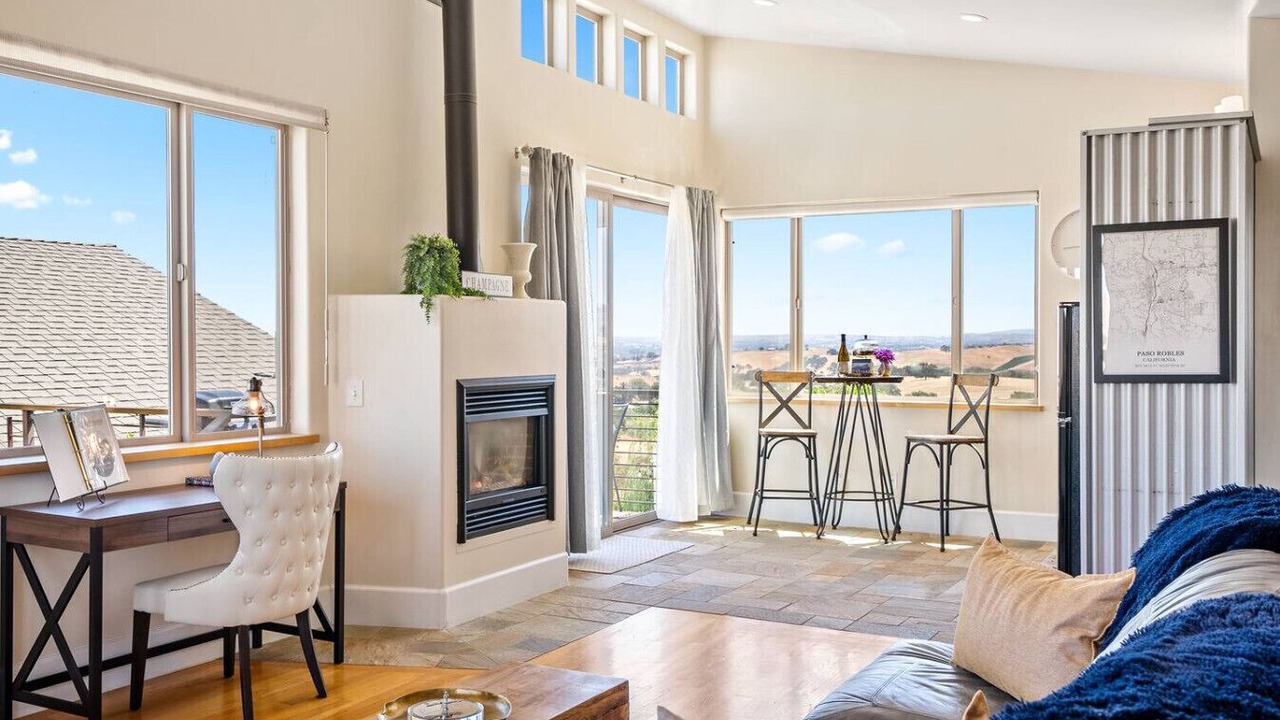 Photo of Livingroom in Paso Robles