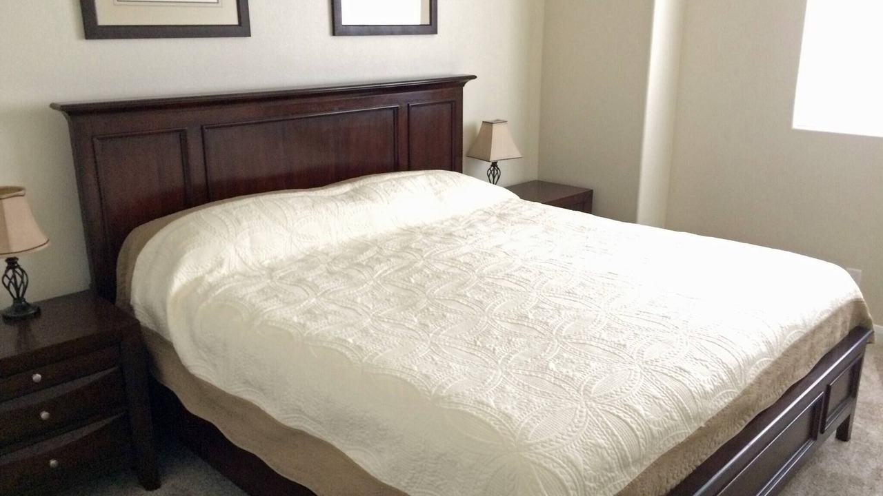 Photo of Bedroom in Hurricane