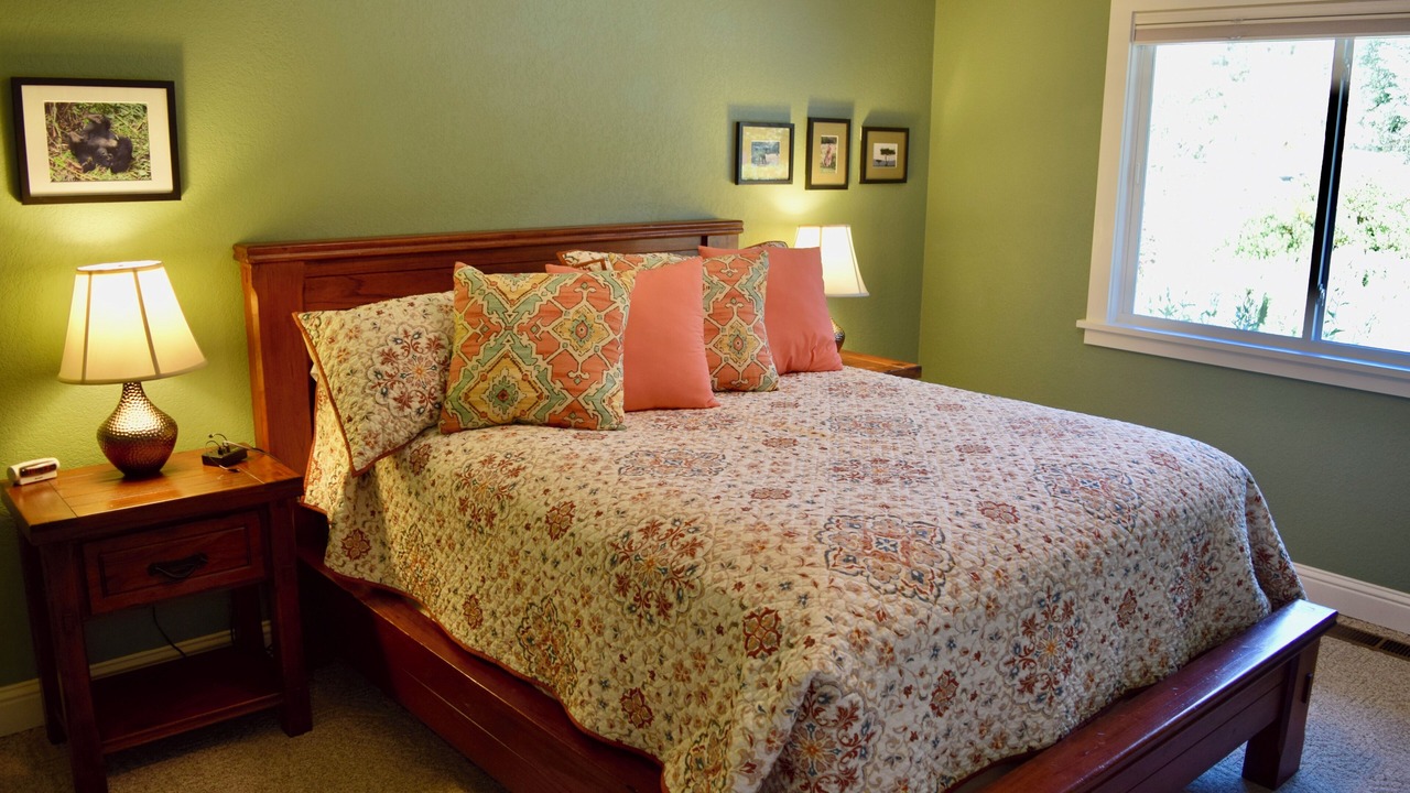 Photo of Bedroom in Healdsburg