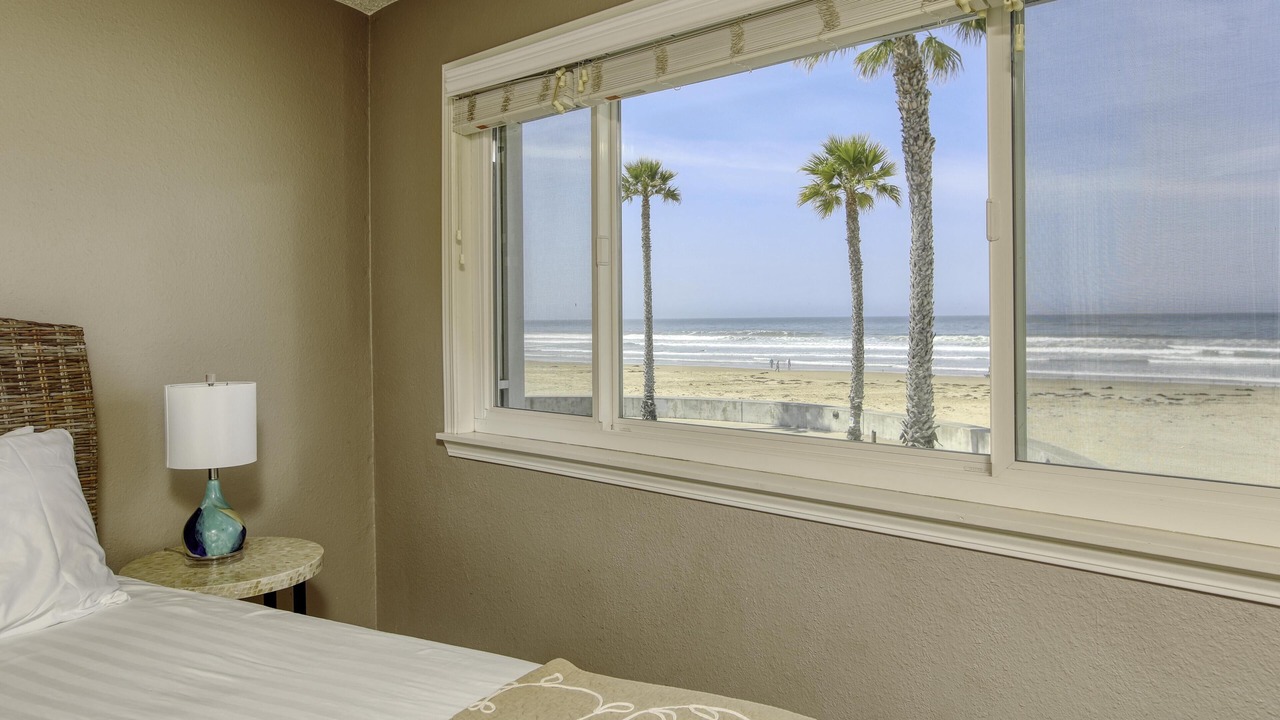 Photo of Bedroom in Downtown