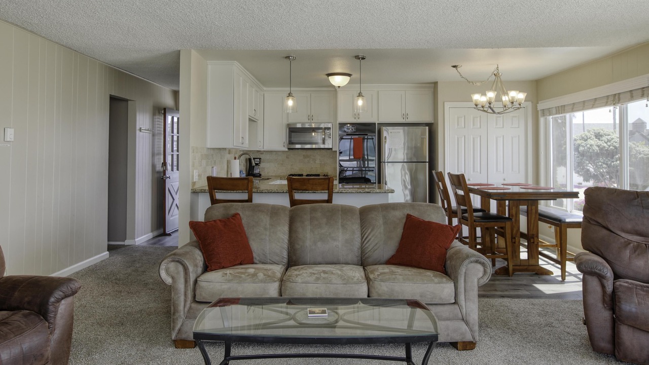 Photo of Livingroom in Downtown