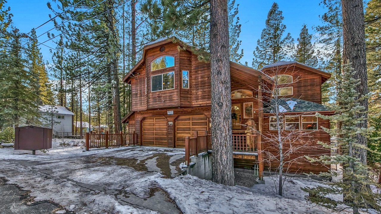 Photo of Outdoor in Montgomery Estates