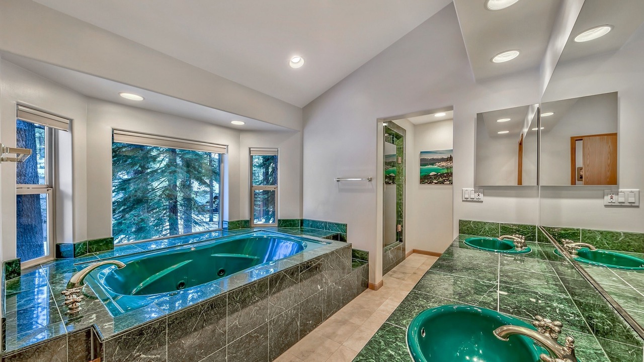 Photo of Bathroom in Montgomery Estates