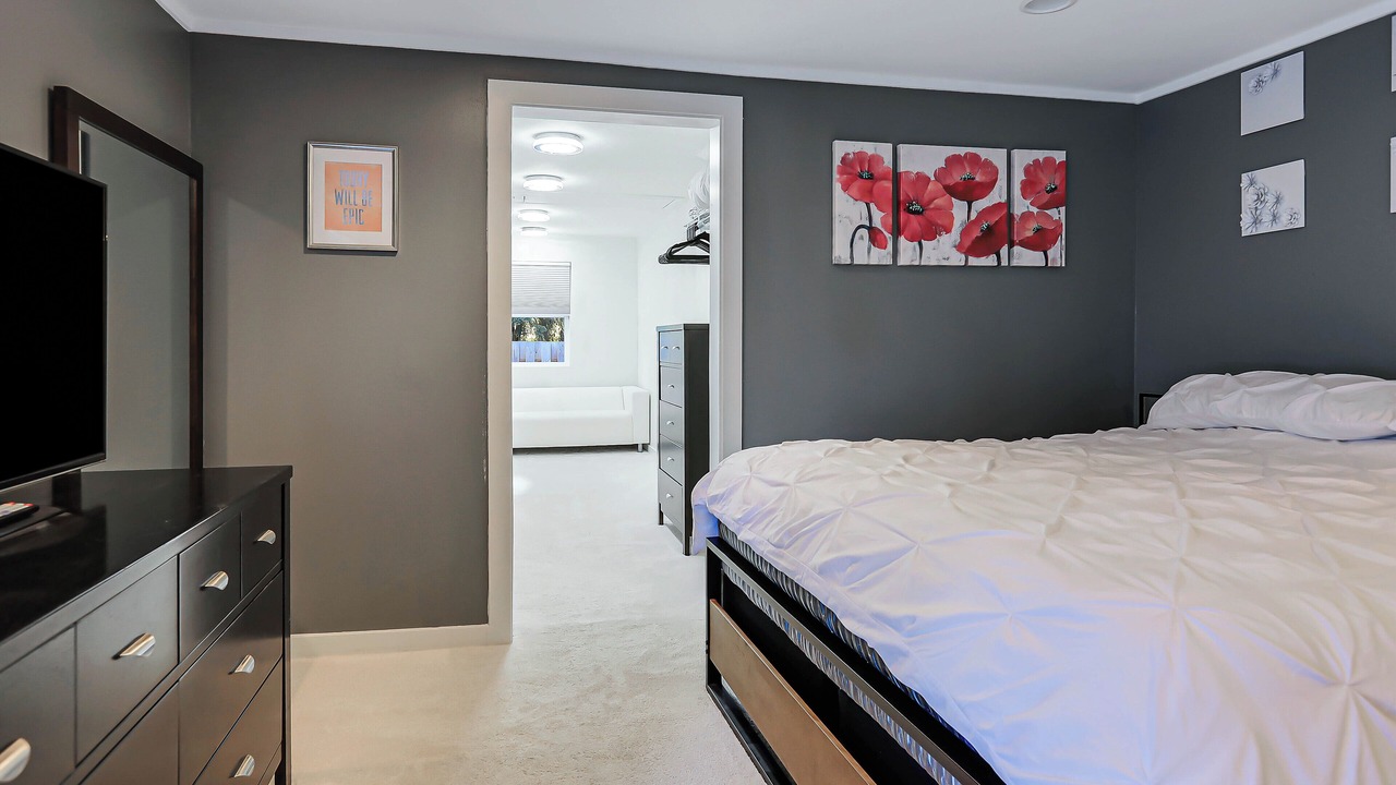 Photo of Bedroom in Lake Oswego