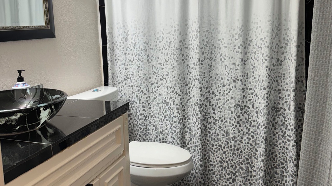 Photo of Bathroom in Encanto