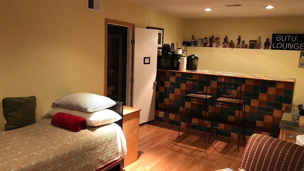 Photo of Bedroom in Leona Heights