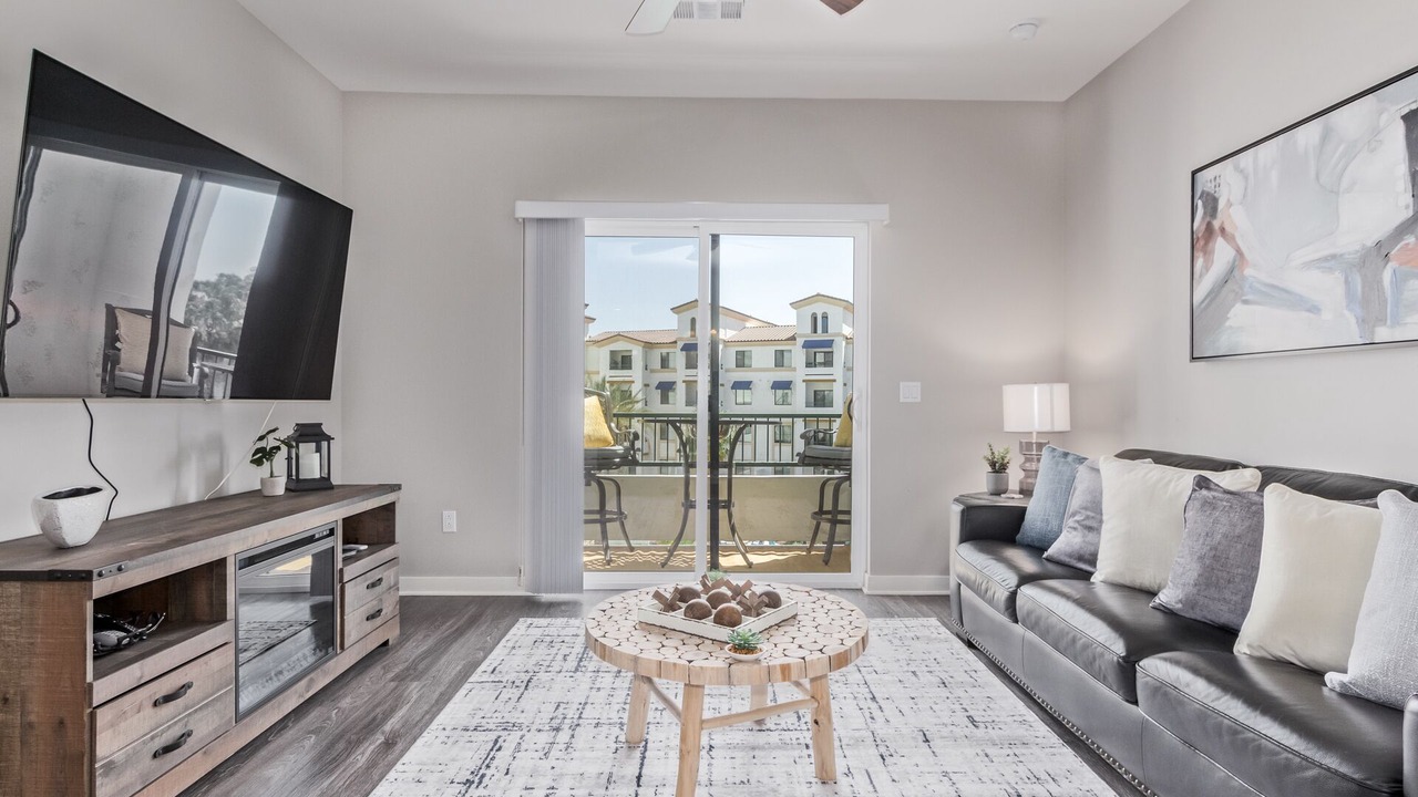 Photo of Livingroom in Ocotillo