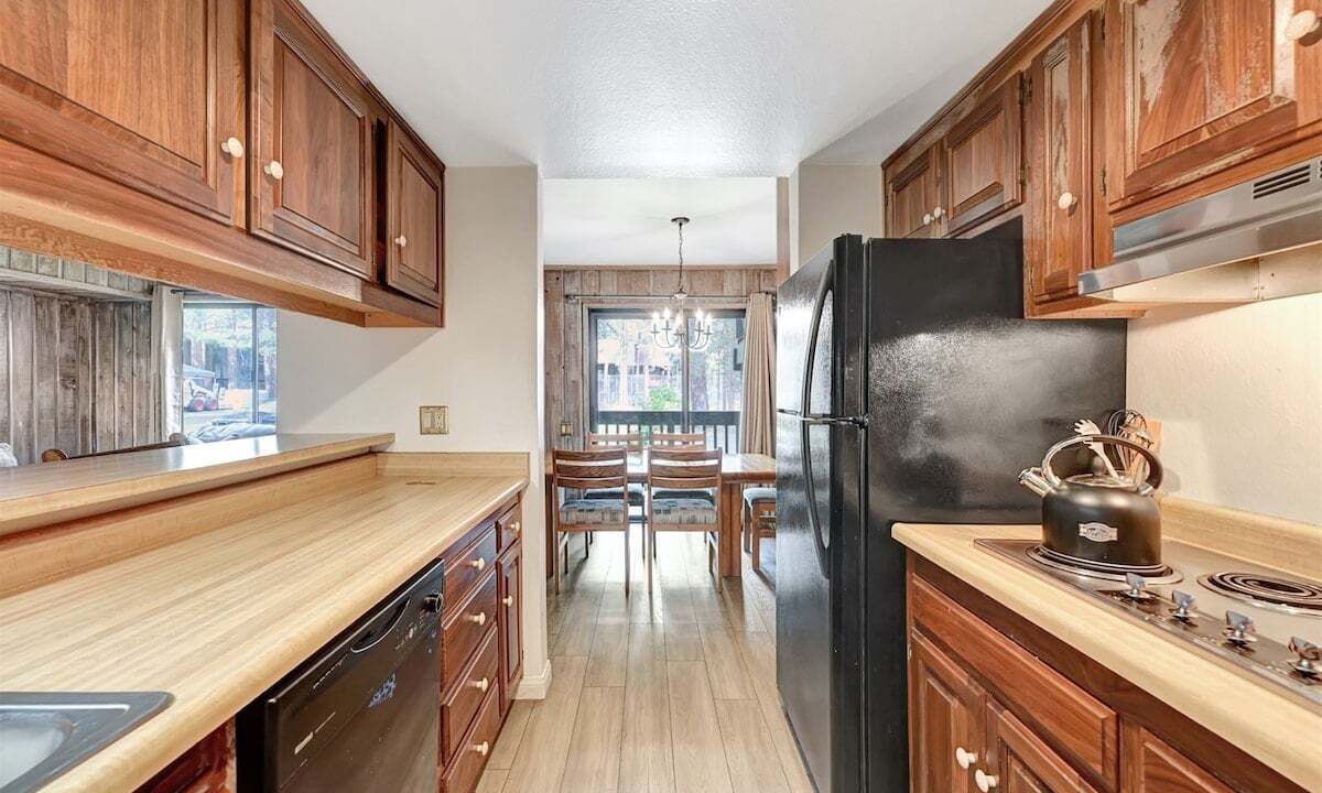 Photo of Kitchen in Mammoth Lakes