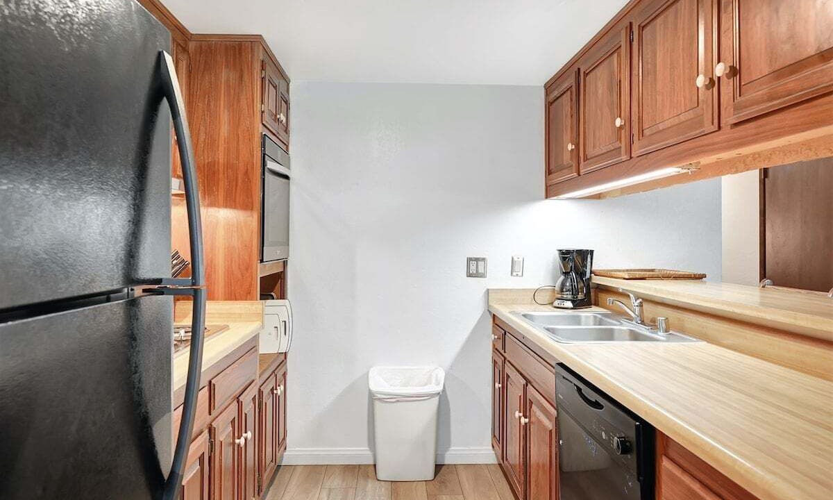 Photo of Kitchen in Mammoth Lakes