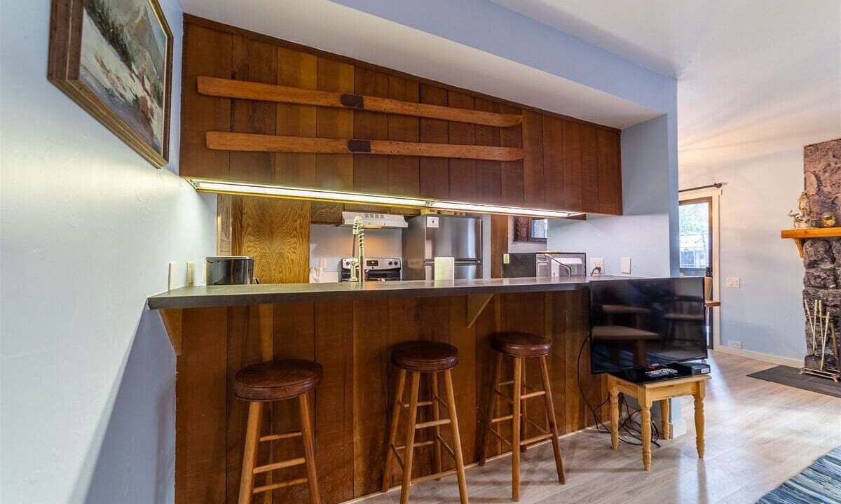 Photo of Kitchen in Mammoth Lakes