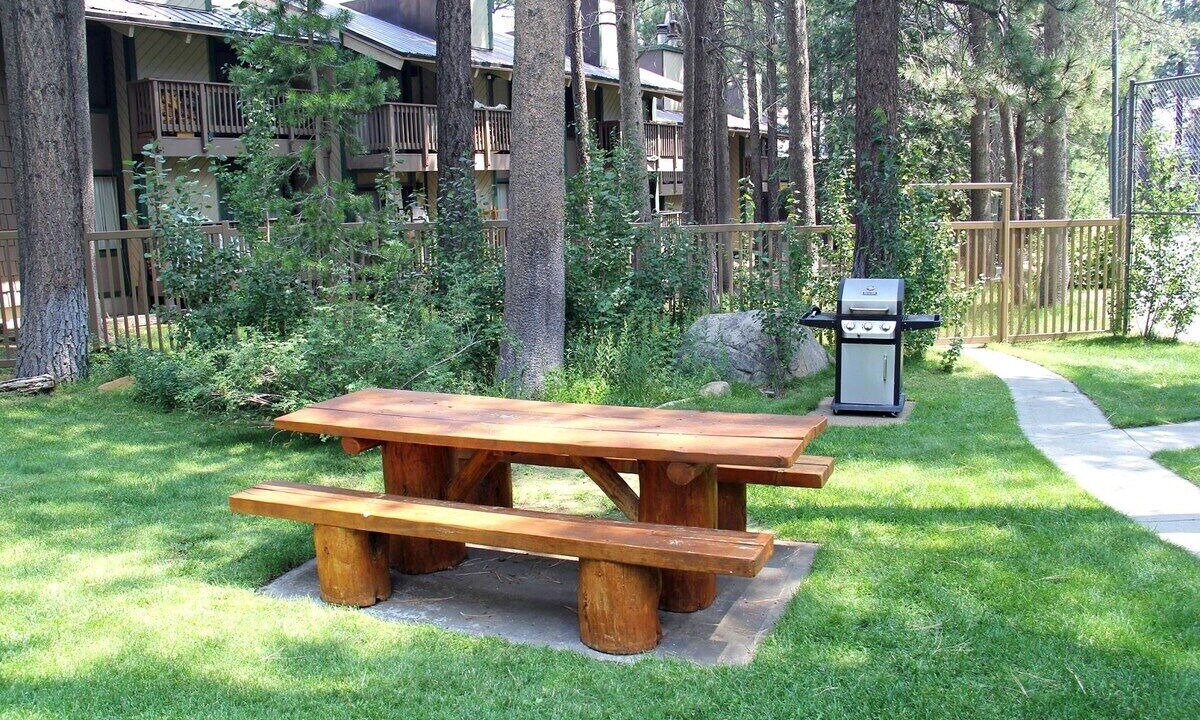 Photo of Outdoor in Mammoth Lakes