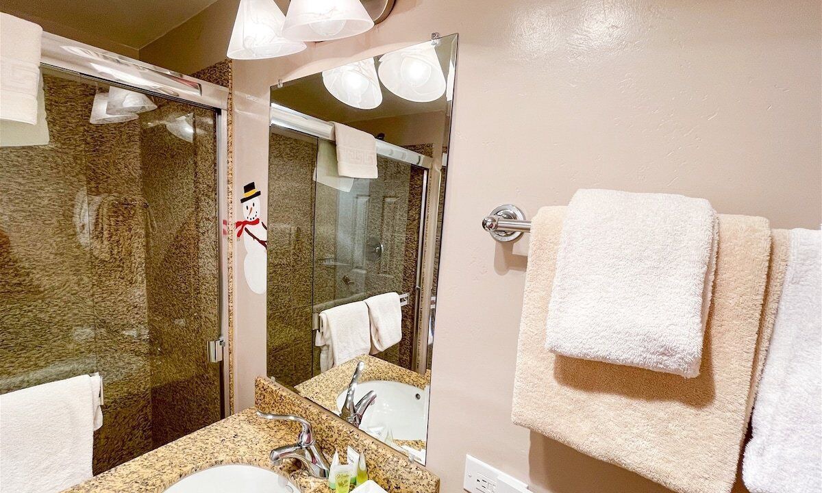 Photo of Bathroom in Mammoth Lakes