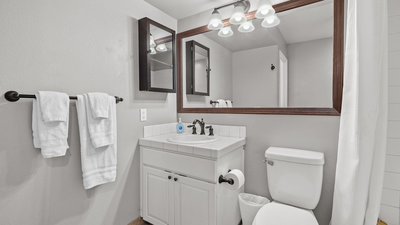 Photo of Bathroom in Imperial Beach