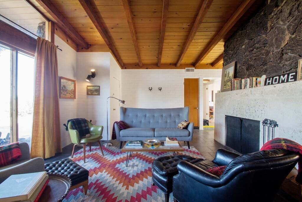 Photo of Livingroom in Joshua Tree