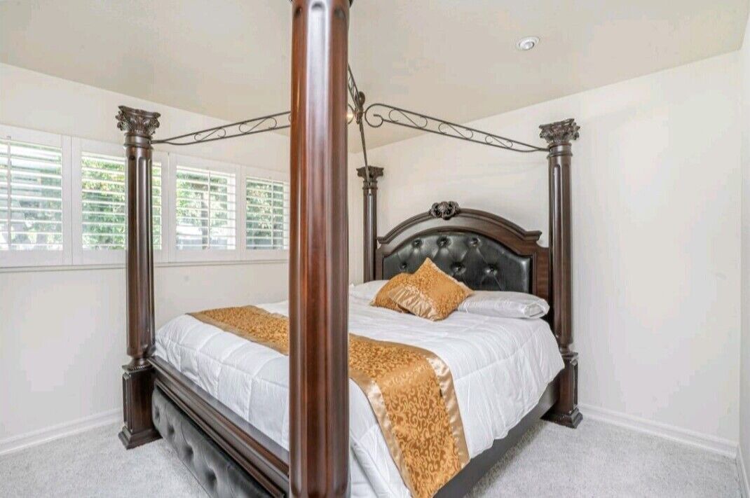 Photo of Bedroom in Spring Valley