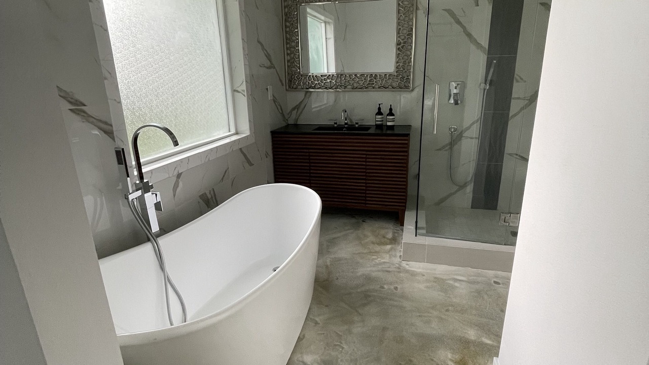 Photo of Bathroom in Sunrise Vista Chino