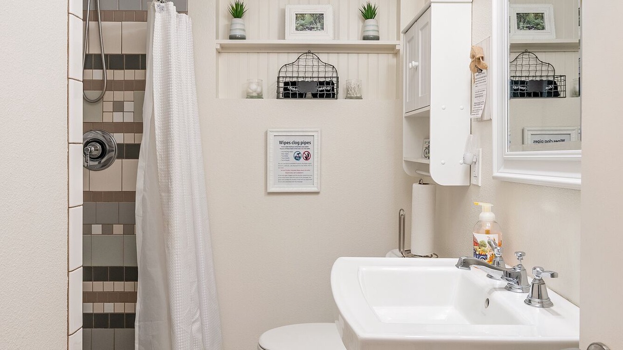 Photo of Bathroom in Atascadero