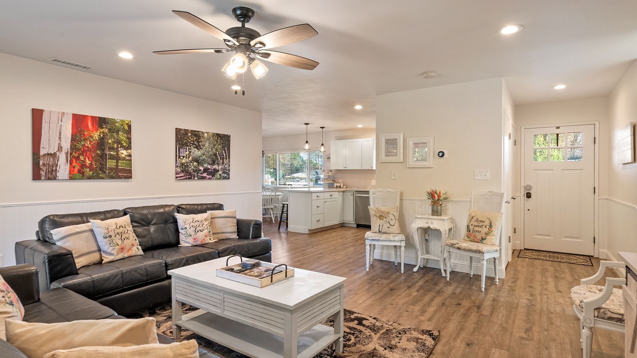 Photo of Bedroom in Atascadero