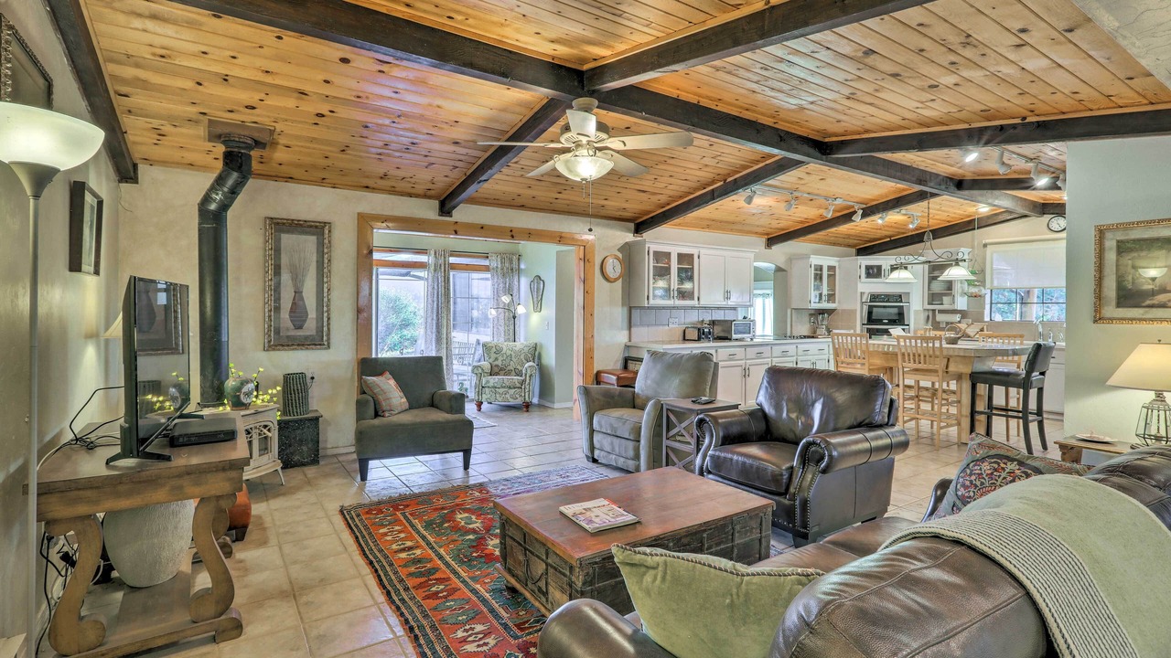 Photo of Livingroom in Williamson