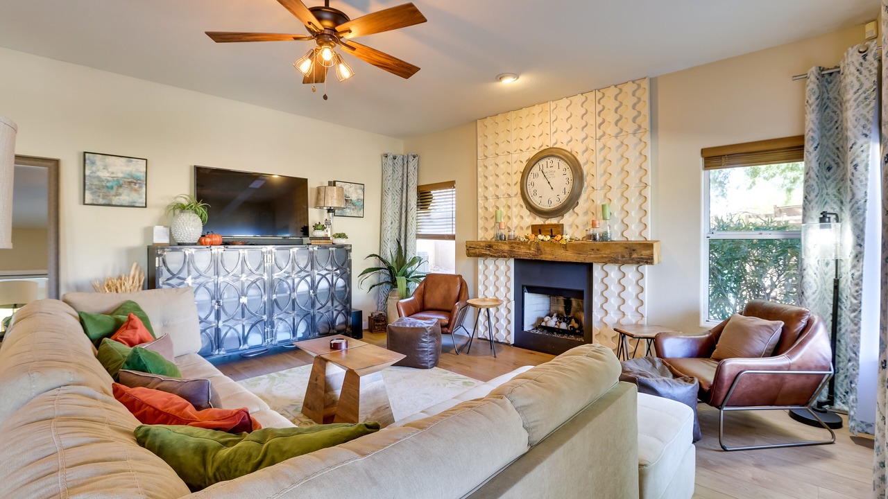 Photo of Livingroom in Tatum Ranch