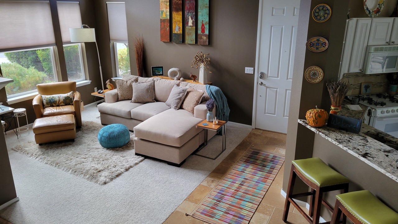 Photo of Livingroom in Southern Crossing