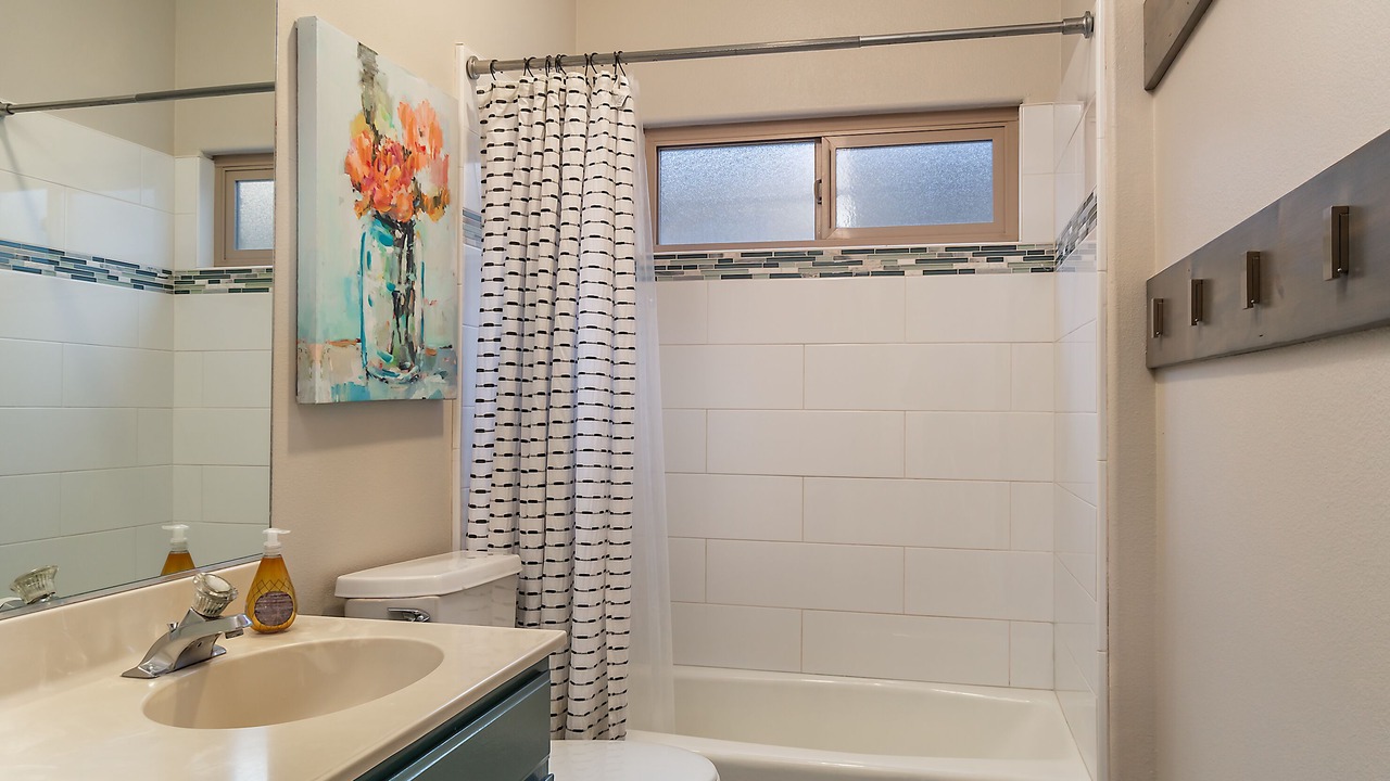 Photo of Bathroom in Cayucos