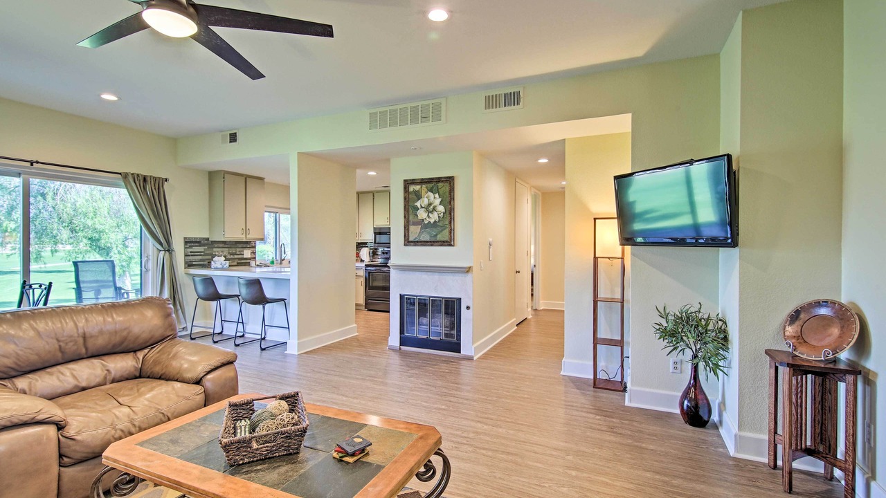 Photo of Livingroom in Palm Springs