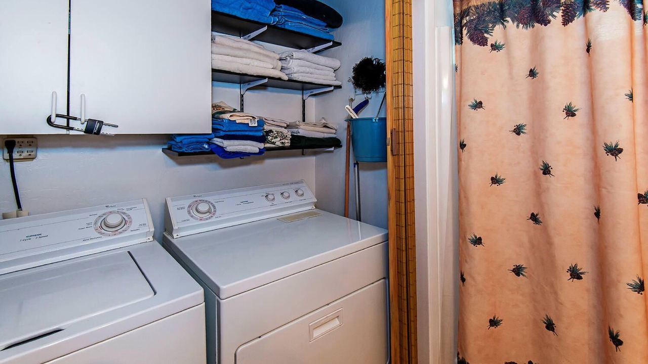 Photo of Bathroom in Country Club Estates