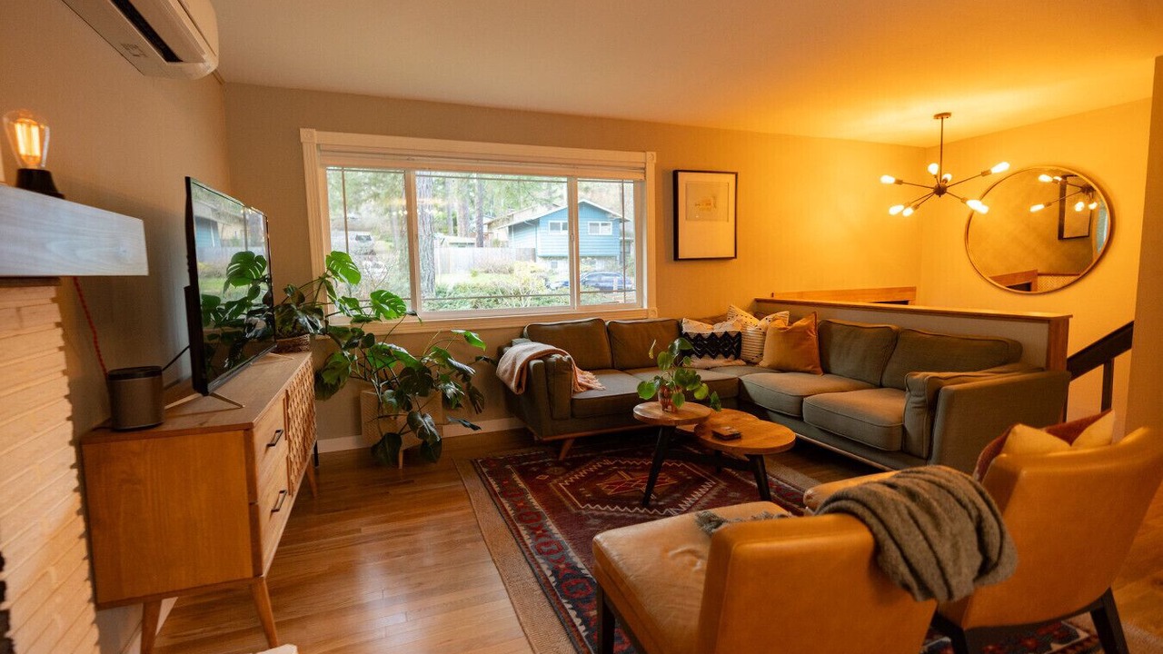 Photo of Bedroom in Fox Hollow
