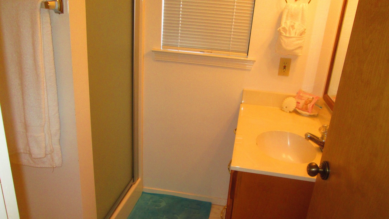 Photo of Bathroom in Cayucos