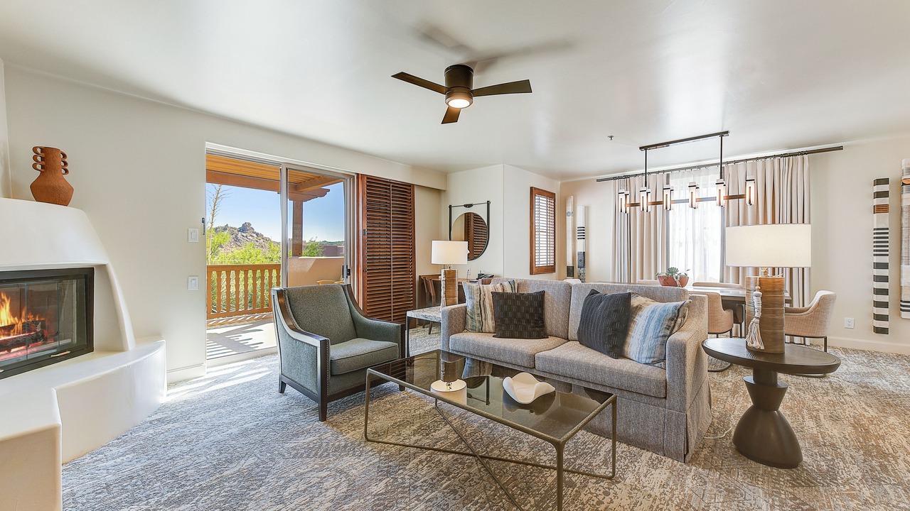 Photo of Livingroom in Troon North
