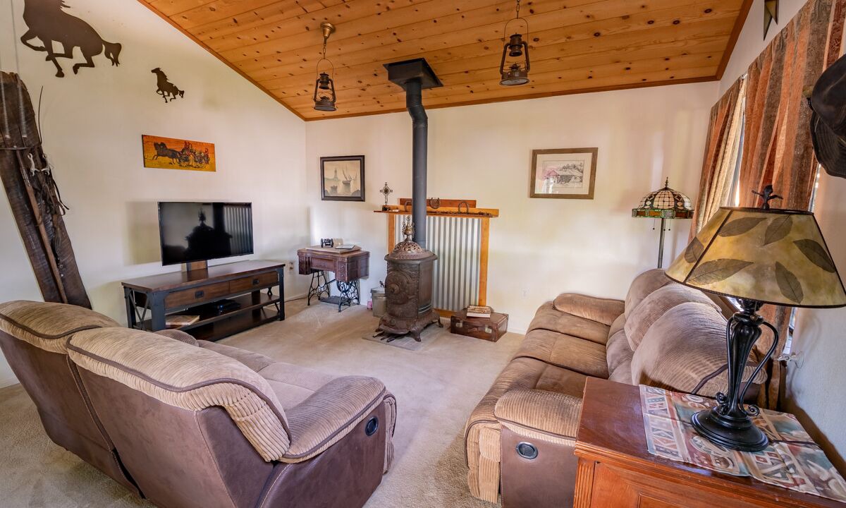 Photo of Livingroom in Bradley