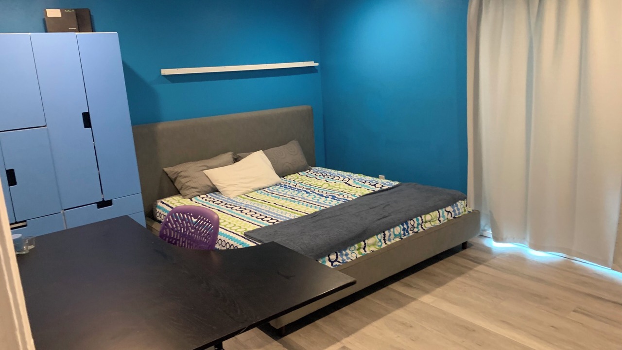 Photo of Bedroom in Lyon Street