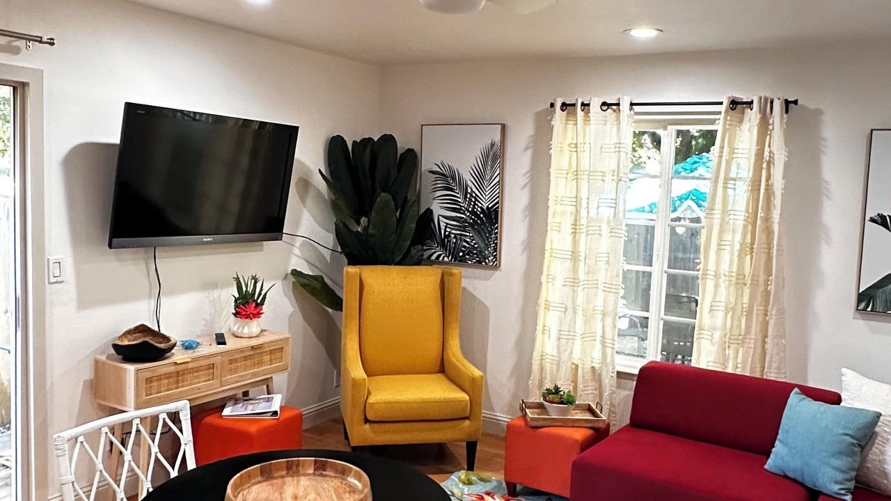 Photo of Livingroom in Chico