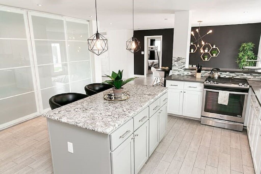 Photo of Kitchen in New Papago Parkway