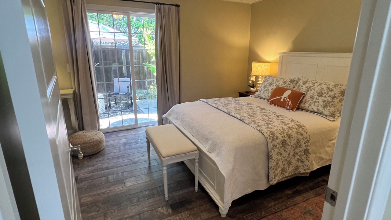 Photo of Bedroom in Vista