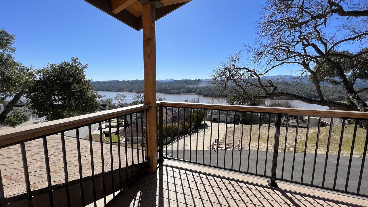 Photo of Outdoor in Oak Shores