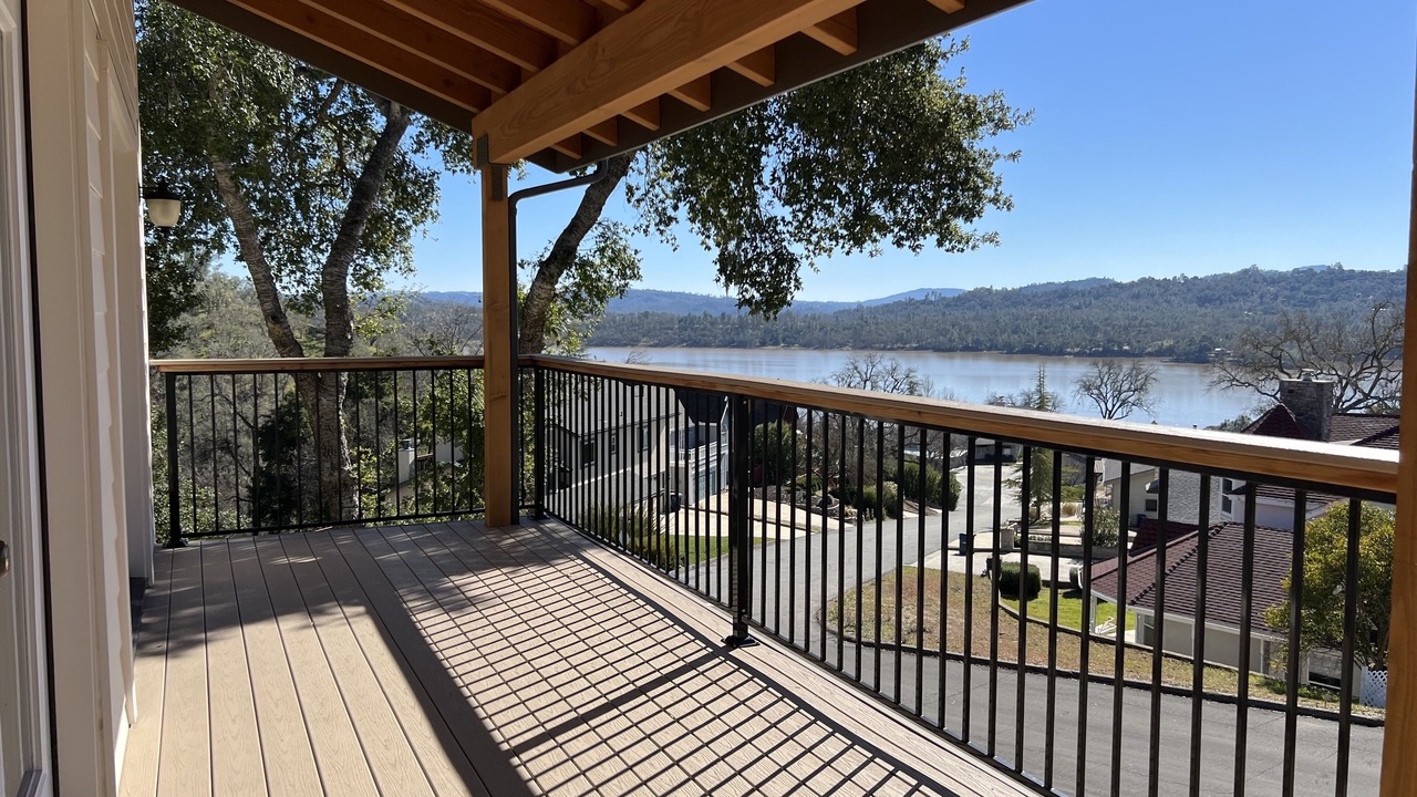 Photo of Outdoor in Oak Shores