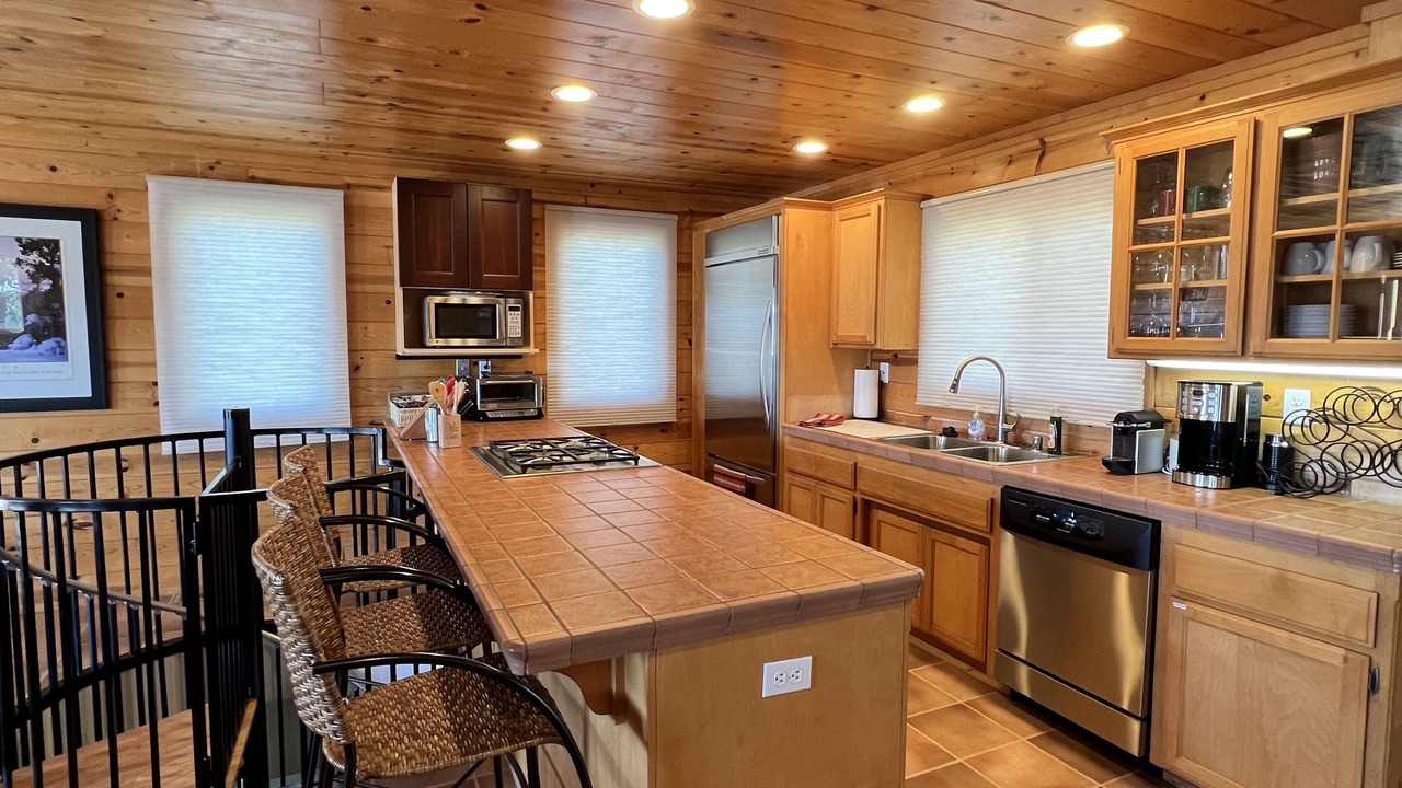 Photo of Kitchen in Oak Shores