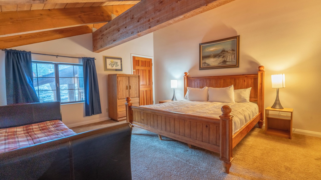 Photo of Bedroom in June Lake