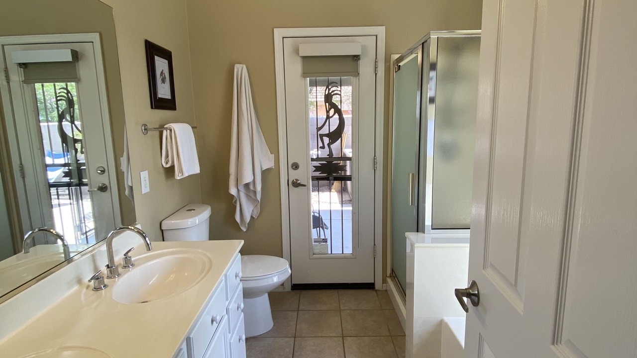 Photo of Bathroom in Desert Ridge