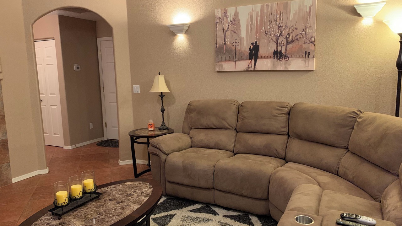 Photo of Livingroom in Sunridge Estates