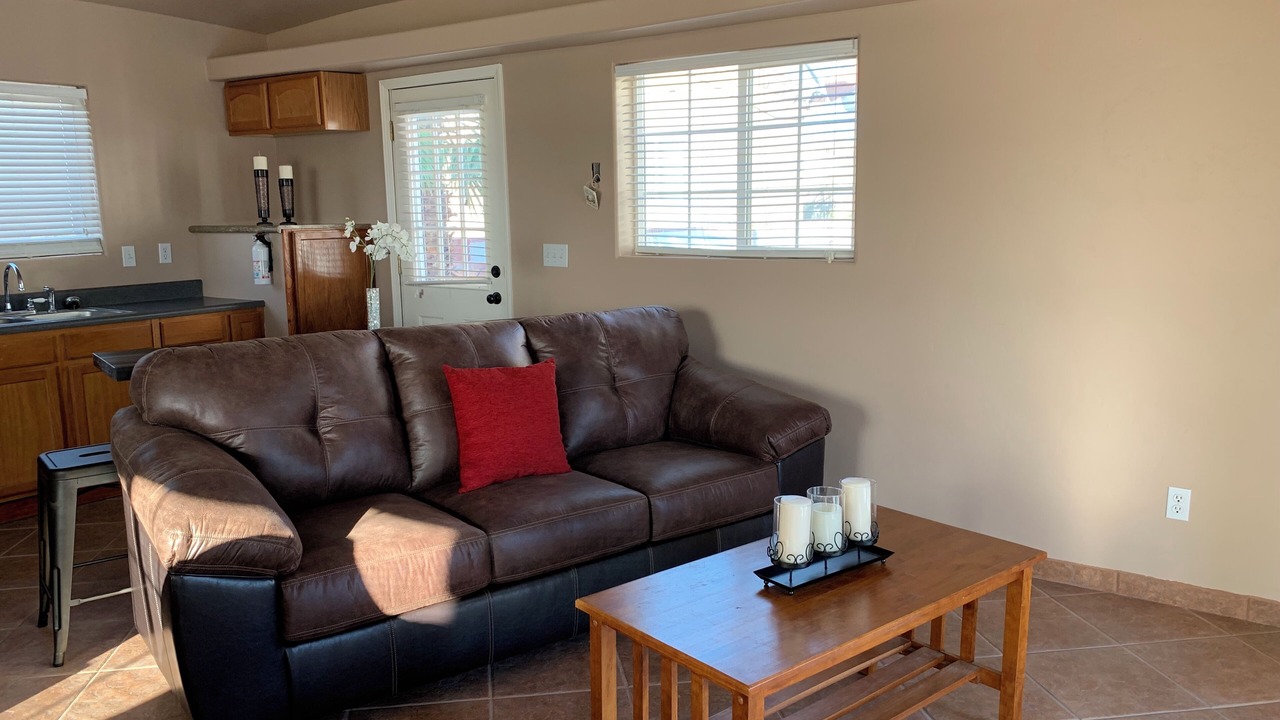 Photo of Livingroom in Sunridge Estates