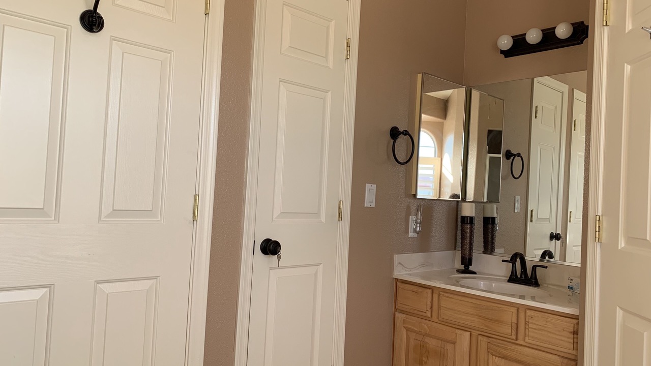 Photo of Bathroom in Sunridge Estates