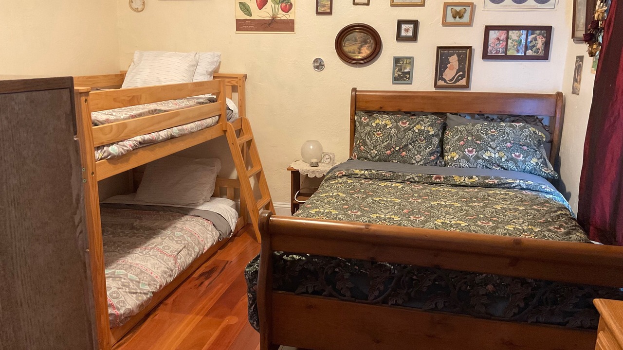Photo of Bedroom in South Berkeley
