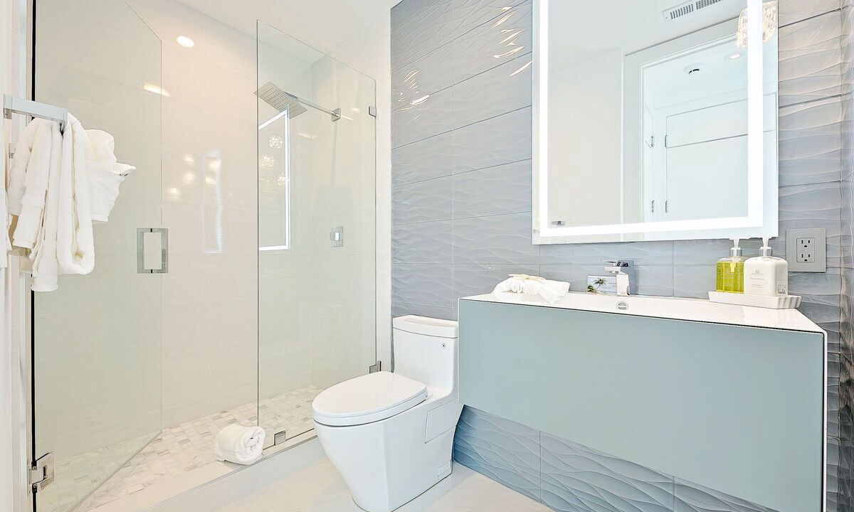 Photo of Bathroom in La Jolla Shores