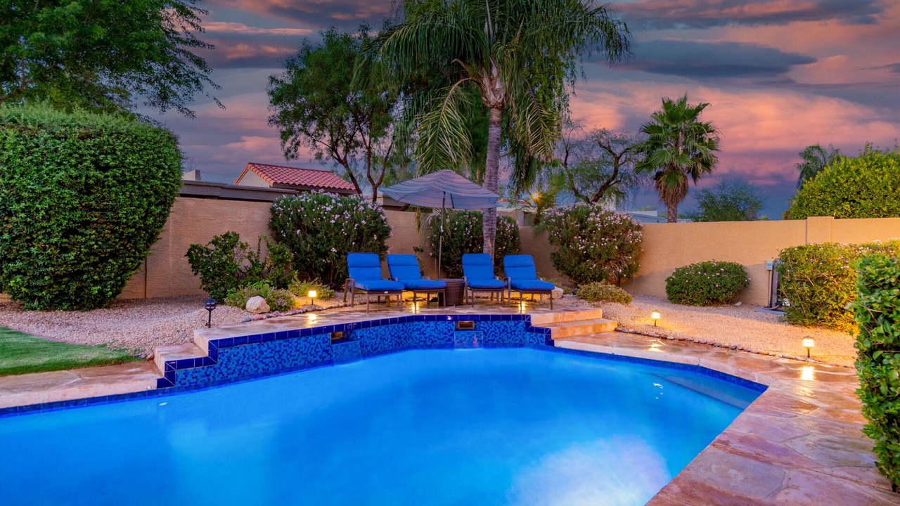 Photo of Outdoor in Paradise Valley Village