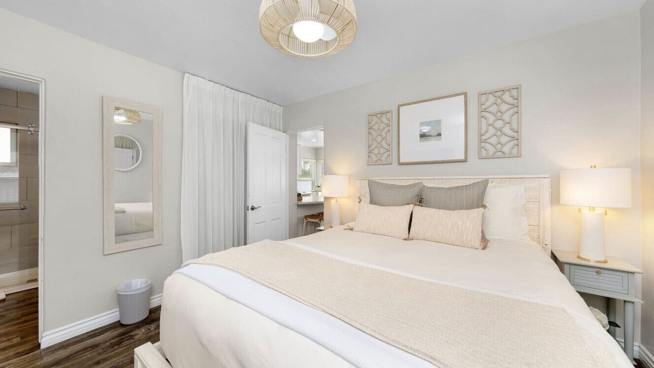 Photo of Bedroom in Mission Beach