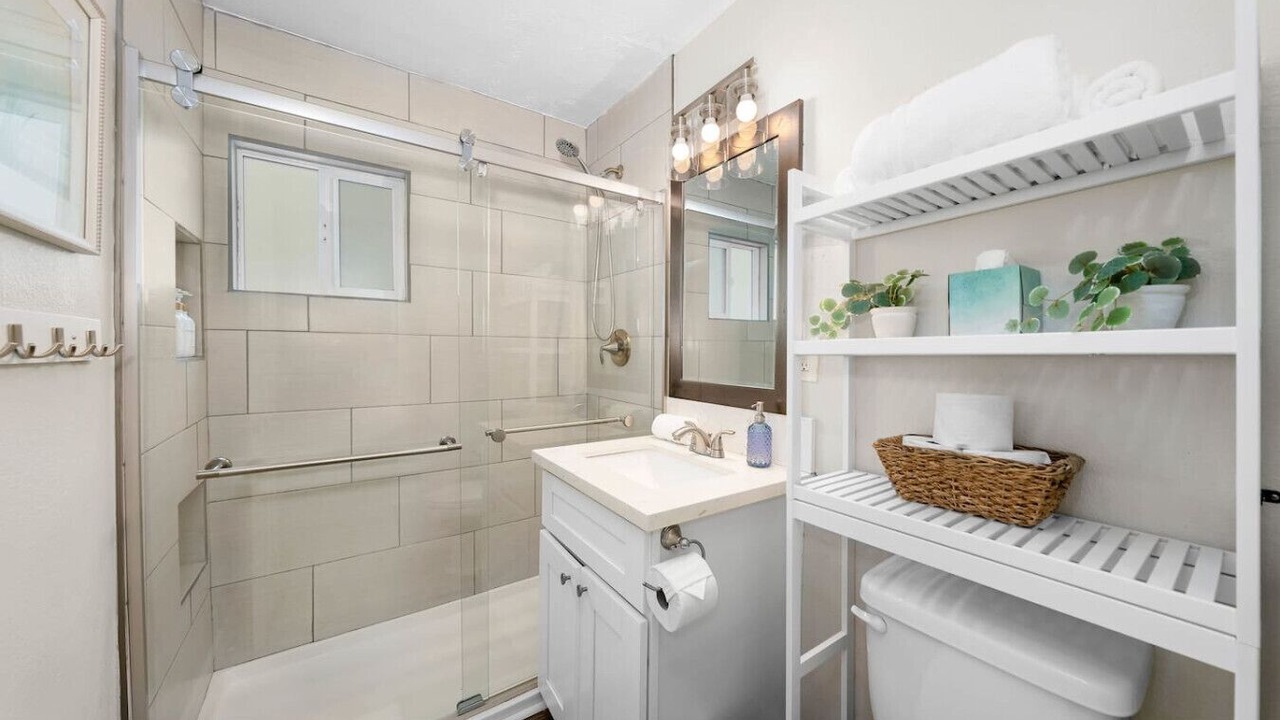 Photo of Bathroom in Mission Beach