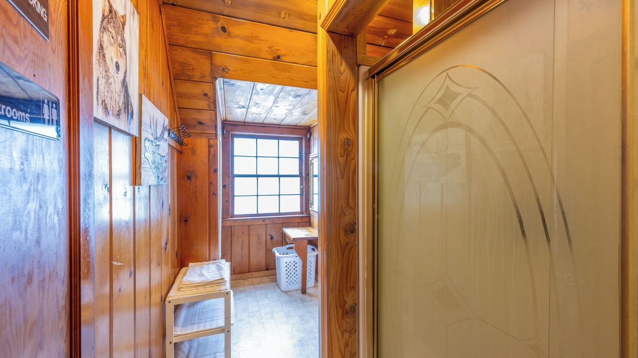 Photo of Bathroom in Prospect